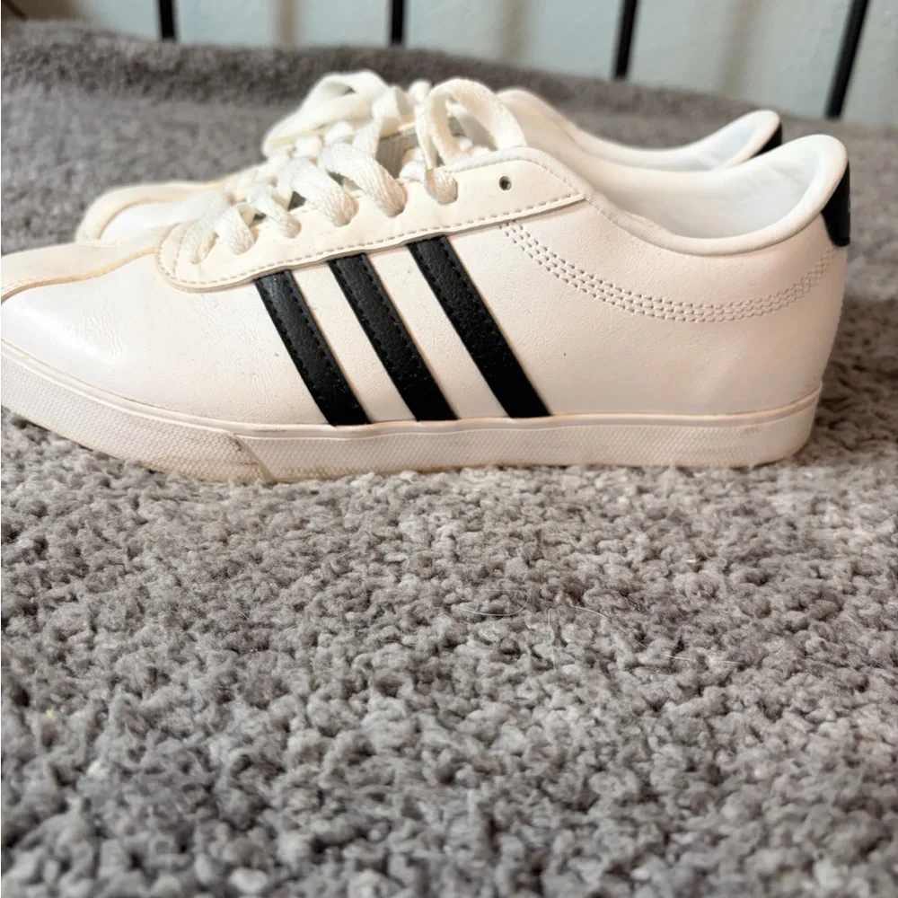 Adidas Neo Leather White w/Black Stripe Sneakers Womens 8 - Picture 4 of 9